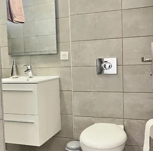 N8 Maison T2 Climatise *