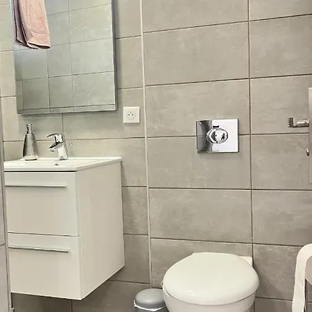 N8 Maison T2 Climatise *