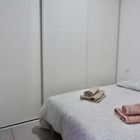 N8 Maison T2 Climatise Apartment