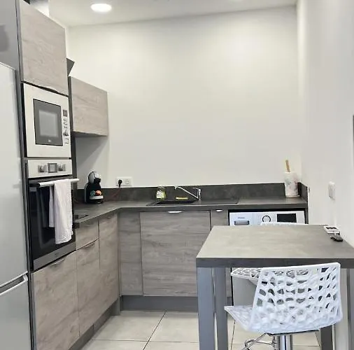 N8 Maison T2 Climatise Ajaccio (Corsica)