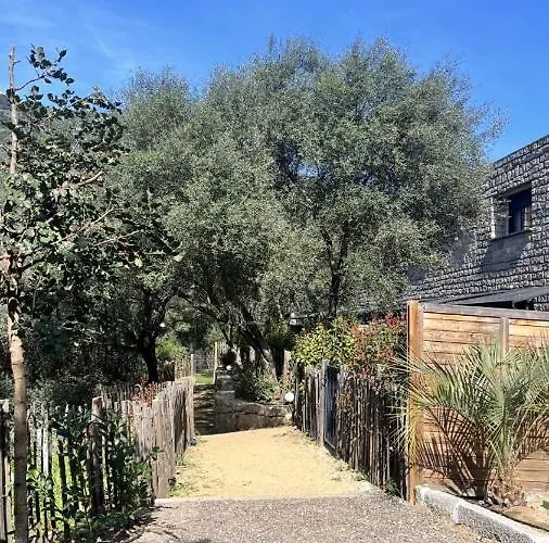 Apartment N8 Maison T2 Climatise